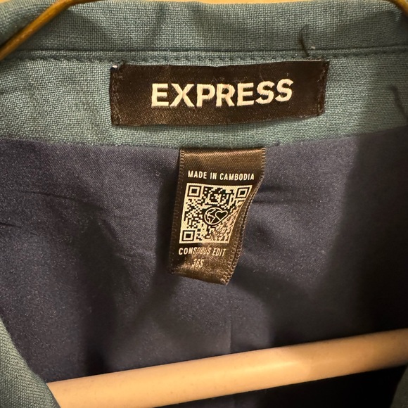 Express Suit - Picture 4 of 8